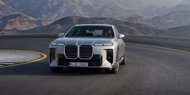 View Exterior Photos of the 2027 BMW i7