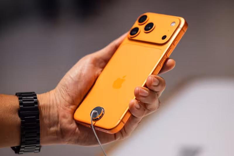 iOS 26.4.2—Update Now Warning Issued To All iPhone Users