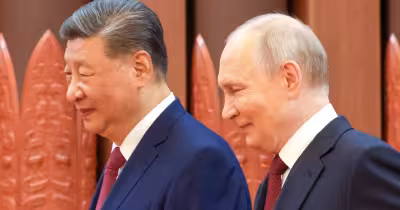 Xi Jinping Welcomes Putin in Beijing: 40 Agreements, a $175bn Target and No New Siberia Deal