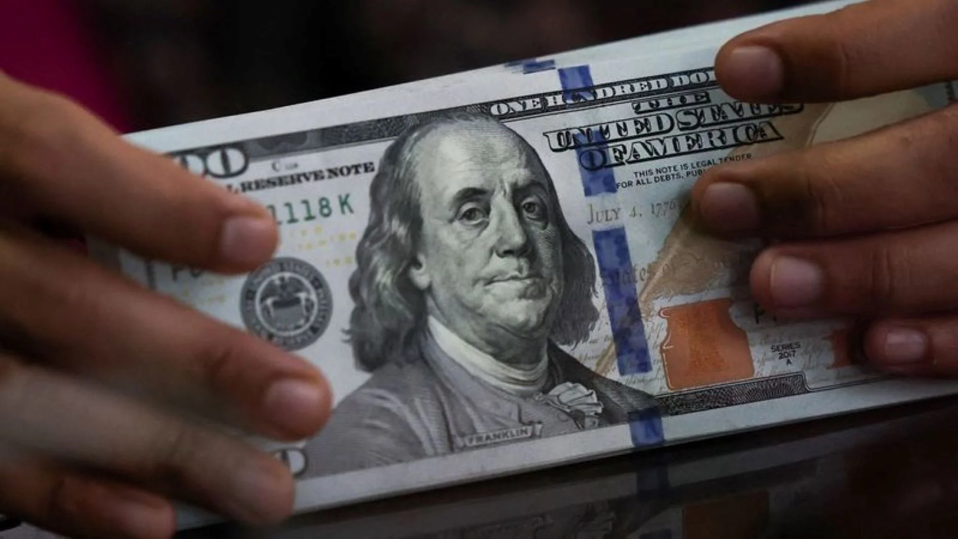 Today News: Naira holds near ₦1,375 as CBN reform drive steadies FX market