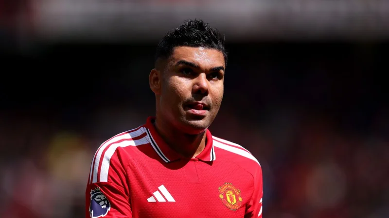 Casemiro praises Tom Heaton as Man United poised to extend veteran